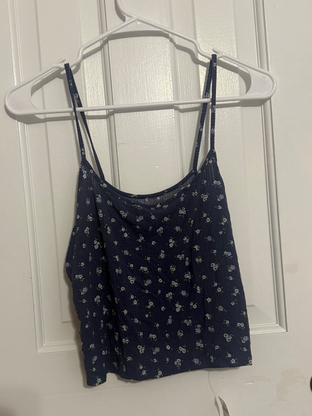 🛍️Brand New with TagAerie Floral Spaghetti Strap Tank Top- Size L